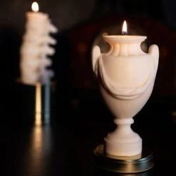 Eonian Large Urn Candle