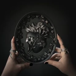 Sacred Heart Wall Plaque Lily - Silver