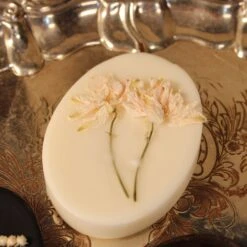 Botanical Locket Melts 15 Botanical Locket Melts -The Blackened Teeth Sales wax melts the blackened teeth gothic homeware deco 2ivory